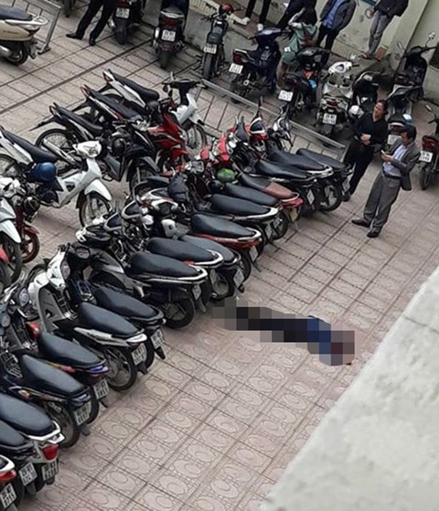 Nam sinh viên Đại học Kiến trúc rơi từ tầng cao nghi tự tử - Ảnh 1. Nam sinh viên Đại học Kiến trúc rơi từ tầng cao nghi tự tử - Ảnh 1.