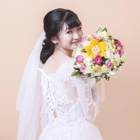 Thí sinh Olympia cầu hôn bằng vòng nguyệt quế - Ảnh 4. Thí sinh Olympia cầu hôn bằng vòng nguyệt quế - Ảnh 4.