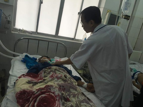 Nhậu lẩu cá nóc, 5 người ngưng tim, ngưng thở - Ảnh 2. Nhậu lẩu cá nóc, 5 người ngưng tim, ngưng thở - Ảnh 2.