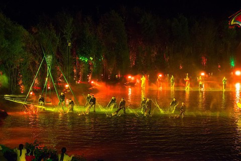 Một đạo diễn bị kiện vì công bố vở diễn chưa xin phép - Ảnh 1. Một đạo diễn bị kiện vì công bố vở diễn chưa xin phép - Ảnh 1.