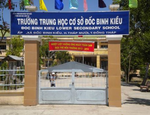 17 học sinh ngộ độc do ăn gỏi xoài thực hành trên lớp - Ảnh 1. 17 học sinh ngộ độc do ăn gỏi xoài thực hành trên lớp - Ảnh 1.