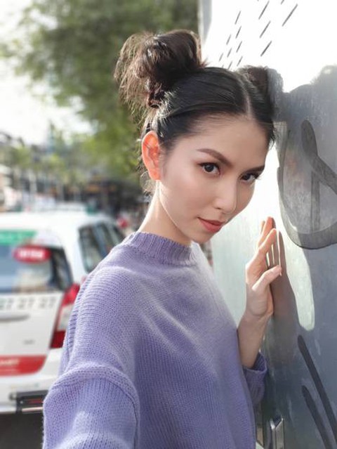 Bí quyết selfie đẹp như siêu mẫu Thùy Dương - Ảnh 4. Bí quyết selfie đẹp như siêu mẫu Thùy Dương - Ảnh 4.