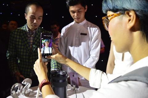 Khi cuộc sống được kể bằng ngôn ngữ mới: hình ảnh và video - Ảnh 4. Khi cuộc sống được kể bằng ngôn ngữ mới: hình ảnh và video - Ảnh 4.
