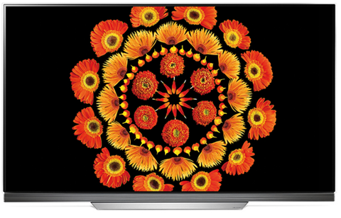 LG Electronics Vietnam tặng TV OLED E7 65 inch cho cầu thủ Quang Hải - Ảnh 1. LG Electronics Vietnam tặng TV OLED E7 65 inch cho cầu thủ Quang Hải - Ảnh 1.