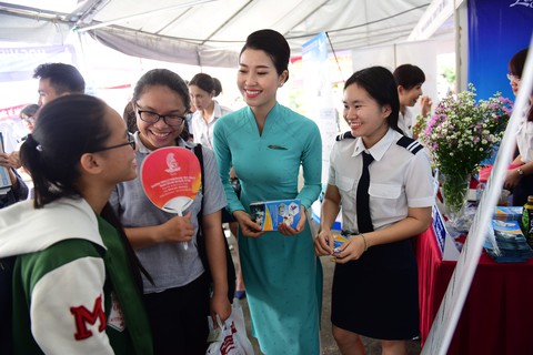 ‘Thời điểm vàng’ để học sinh giải tỏa thắc mắc về kỳ thi THPT quốc gia - Ảnh 20. ‘Thời điểm vàng’ để học sinh giải tỏa thắc mắc về kỳ thi THPT quốc gia - Ảnh 20.
