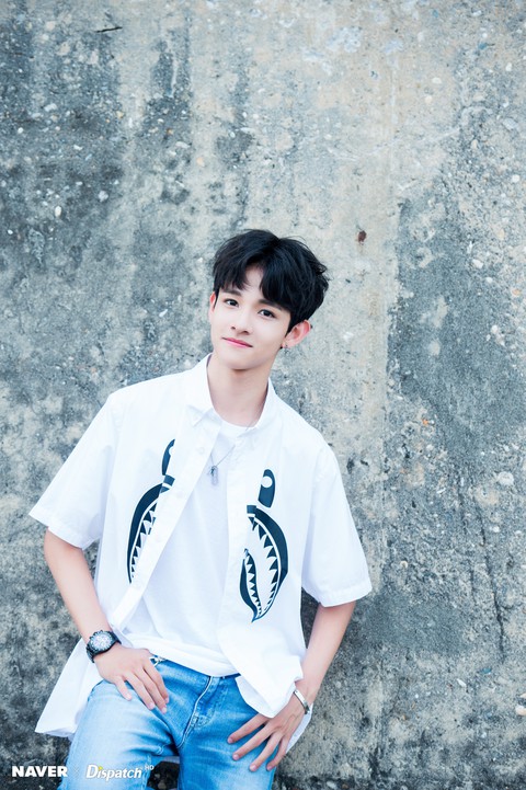 Kim Samuel - chàng hoàng tử lai đáng yêu của Kpop - Ảnh 9. Kim Samuel - chàng hoàng tử lai đáng yêu của Kpop - Ảnh 9.