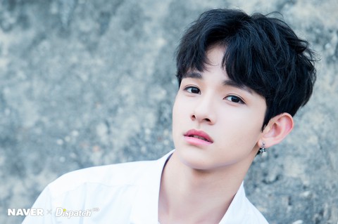 Kim Samuel - chàng hoàng tử lai đáng yêu của Kpop - Ảnh 13. Kim Samuel - chàng hoàng tử lai đáng yêu của Kpop - Ảnh 13.