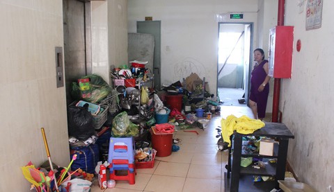 Văn hóa chung cư: đủ thói xấu, làm sao đây? - Ảnh 1. Văn hóa chung cư: đủ thói xấu, làm sao đây? - Ảnh 1.