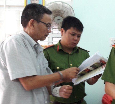 Tạm giam cán bộ địa chính xã để điều tra tội tham ô - Ảnh 1. Tạm giam cán bộ địa chính xã để điều tra tội tham ô - Ảnh 1.