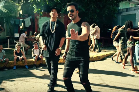 Ca khúc 5 tỉ view Despacito hát để nhảy và đừng nghĩ quá nhiều - Ảnh 2. Ca khúc 5 tỉ view Despacito hát để nhảy và đừng nghĩ quá nhiều - Ảnh 2.