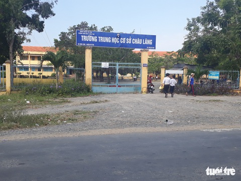 An Giang: giáo viên bị đánh hơn 3 tuần, Sở mới biết và xuống chỉ đạo - Ảnh 1. An Giang: giáo viên bị đánh hơn 3 tuần, Sở mới biết và xuống chỉ đạo - Ảnh 1.