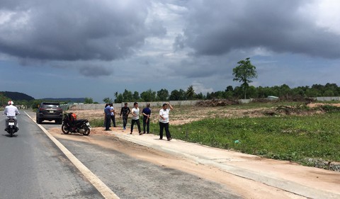 Bộ Xây dựng yêu cầu kiểm soát việc thổi giá đất đặc khu - Ảnh 1. Bộ Xây dựng yêu cầu kiểm soát việc thổi giá đất đặc khu - Ảnh 1.