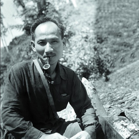 Xem ảnh Phạm Duy, Tố Hữu, Nguyễn Tuân... thời thanh xuân - Ảnh 4. Xem ảnh Phạm Duy, Tố Hữu, Nguyễn Tuân... thời thanh xuân - Ảnh 4.