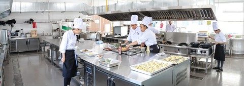 Đột nhập trường đại học có cả nhà hàng và khách sạn - Ảnh 2. Đột nhập trường đại học có cả nhà hàng và khách sạn - Ảnh 2.