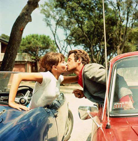 Cannes lại tôn vinh huyền thoại màn bạc Pháp Jean Luc-Godard - Ảnh 1. Cannes lại tôn vinh huyền thoại màn bạc Pháp Jean Luc-Godard - Ảnh 1.