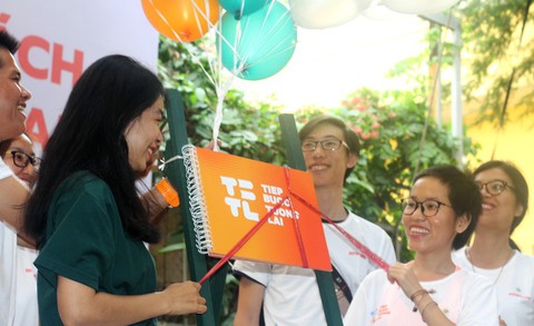 6.300 cuốn sách cho hành trình xuyên Việt - Ảnh 1. 6.300 cuốn sách cho hành trình xuyên Việt - Ảnh 1.