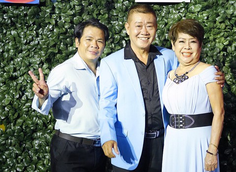 Nguyễn Văn Chung lần đầu đưa con lên sân khấu thi hát - Ảnh 3. Nguyễn Văn Chung lần đầu đưa con lên sân khấu thi hát - Ảnh 3.