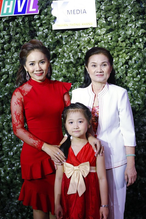 Nguyễn Văn Chung lần đầu đưa con lên sân khấu thi hát - Ảnh 7. Nguyễn Văn Chung lần đầu đưa con lên sân khấu thi hát - Ảnh 7.