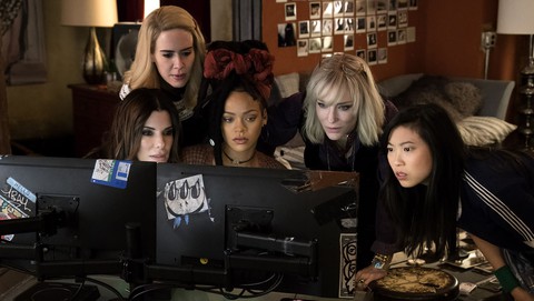 Dàn chị đẹp và nổi loạn trong Ocean’s 8: Đi cướp cũng phải có thần thái! - Ảnh 7. Dàn chị đẹp và nổi loạn trong Ocean’s 8: Đi cướp cũng phải có thần thái! - Ảnh 7.