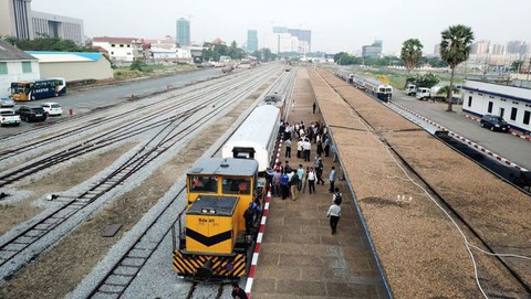 Campuchia làm được đường tàu nối sân bay với trung tâm thủ đô - Ảnh 1. Campuchia làm được đường tàu nối sân bay với trung tâm thủ đô - Ảnh 1.