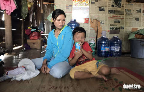 Phụ huynh tố thầy giáo đánh học sinh lớp 1 chảy máu mũi - Ảnh 3. Phụ huynh tố thầy giáo đánh học sinh lớp 1 chảy máu mũi - Ảnh 3.