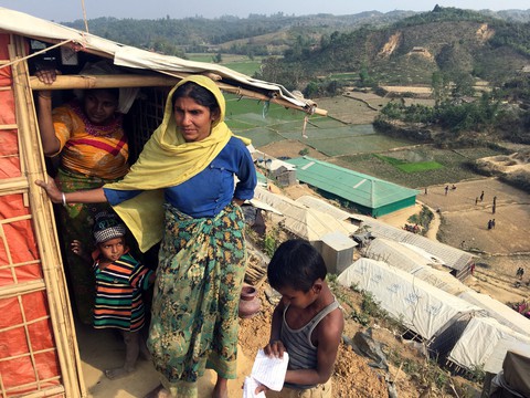 Ông Duterte phải xin lỗi Myanmar vì lỡ lời ‘diệt chủng’ - Ảnh 2. Ông Duterte phải xin lỗi Myanmar vì lỡ lời ‘diệt chủng’ - Ảnh 2.