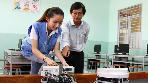 Nữ học kỹ thuật ngày càng đắt giá - Ảnh 3. Nữ học kỹ thuật ngày càng đắt giá - Ảnh 3.