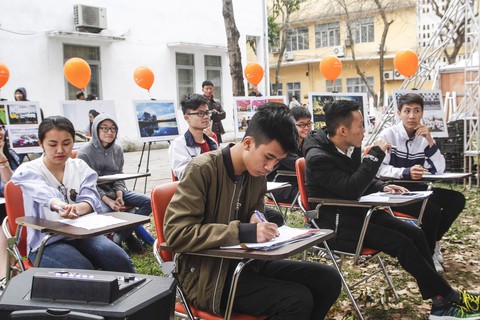 Rút ngắn thời gian chuẩn bị giữa hai môn thi thành phần - Ảnh 1. Rút ngắn thời gian chuẩn bị giữa hai môn thi thành phần - Ảnh 1.