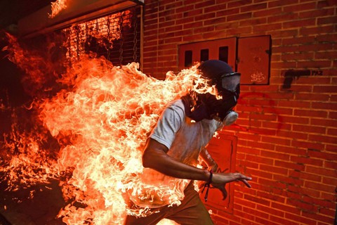 Thế giới qua những bức ảnh xuất sắc của World Press Photo 2018 - Ảnh 2. Thế giới qua những bức ảnh xuất sắc của World Press Photo 2018 - Ảnh 2.