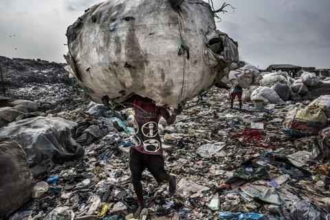 Thế giới qua những bức ảnh xuất sắc của World Press Photo 2018 - Ảnh 10. Thế giới qua những bức ảnh xuất sắc của World Press Photo 2018 - Ảnh 10.