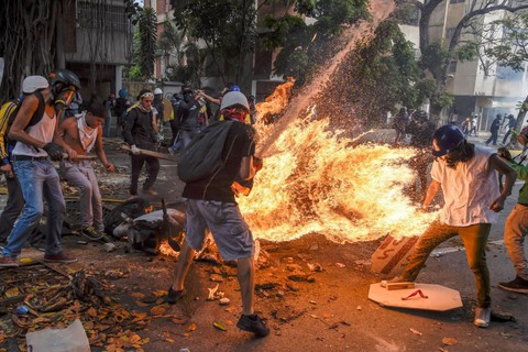 Thế giới qua những bức ảnh xuất sắc của World Press Photo 2018 - Ảnh 4. Thế giới qua những bức ảnh xuất sắc của World Press Photo 2018 - Ảnh 4.