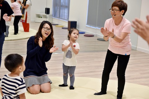 Ca sĩ Triệu Yên là giảng viên đầu tiên của Kindermusik tại Việt Nam - Ảnh 2. Ca sĩ Triệu Yên là giảng viên đầu tiên của Kindermusik tại Việt Nam - Ảnh 2.