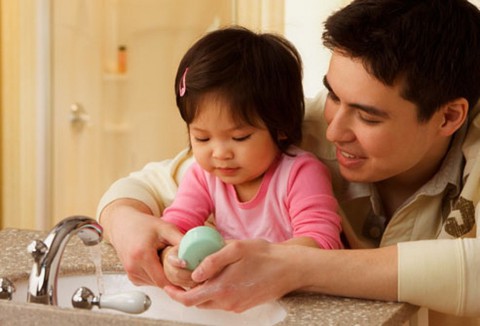 Mùa hè chú ý bệnh lỵ trực khuẩn - Ảnh 1. Mùa hè chú ý bệnh lỵ trực khuẩn - Ảnh 1.