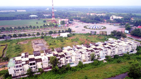 Thuế tài sản: Tận thu và cào bằng? - Ảnh 8. Thuế tài sản: Tận thu và cào bằng? - Ảnh 8.