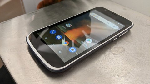 Dùng smartphone Android nguyên bản với mức giá tốt nhất? - Ảnh 1. Dùng smartphone Android nguyên bản với mức giá tốt nhất? - Ảnh 1.
