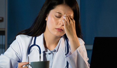 Cú đêm dễ chết sớm? - Ảnh 1. Cú đêm dễ chết sớm? - Ảnh 1.