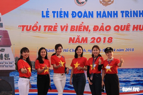 Đoàn Hành trình Tuổi trẻ vì biển đảo quê hương lên đường thăm Trường Sa - Ảnh 3. Đoàn Hành trình Tuổi trẻ vì biển đảo quê hương lên đường thăm Trường Sa - Ảnh 3.