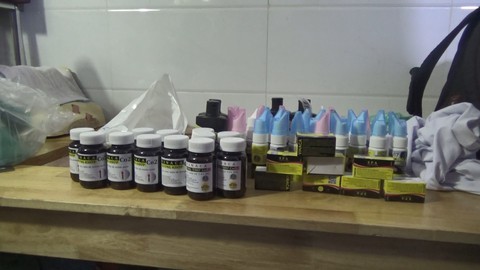 Thuốc chữa ung thư bằng bột than tre của Vinaca xuất hiện ở TP.HCM - Ảnh 1. Thuốc chữa ung thư bằng bột than tre của Vinaca xuất hiện ở TP.HCM - Ảnh 1.
