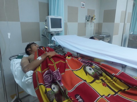 Nhà xưởng sập đè chết một công nhân, 3 người khác bị thương - Ảnh 2. Nhà xưởng sập đè chết một công nhân, 3 người khác bị thương - Ảnh 2.