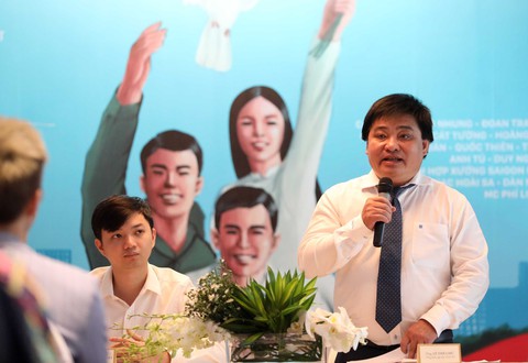 Phố đi bộ tháng 4 sẽ nở Những mùa hoa hòa bình - Ảnh 3. Phố đi bộ tháng 4 sẽ nở Những mùa hoa hòa bình - Ảnh 3.