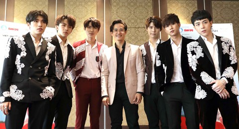 Uni5, Hoàng Yến Chibi và mùa hoa mới của Câu chuyện hòa bình - Ảnh 3. Uni5, Hoàng Yến Chibi và mùa hoa mới của Câu chuyện hòa bình - Ảnh 3.