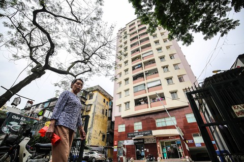 Thuế tài sản: Người nghèo bị thiệt thòi hơn người giàu - Ảnh 1. Thuế tài sản: Người nghèo bị thiệt thòi hơn người giàu - Ảnh 1.