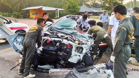 Dân Thái vui quá với Tết Songkran, hơn 400 người chết do tai nạn - Ảnh 1. Dân Thái vui quá với Tết Songkran, hơn 400 người chết do tai nạn - Ảnh 1.