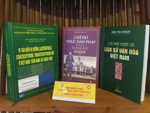 Giải Sách quốc gia lần đầu tiên tôn vinh Sách Hay, Sách Đẹp - Ảnh 2. Giải Sách quốc gia lần đầu tiên tôn vinh Sách Hay, Sách Đẹp - Ảnh 2.