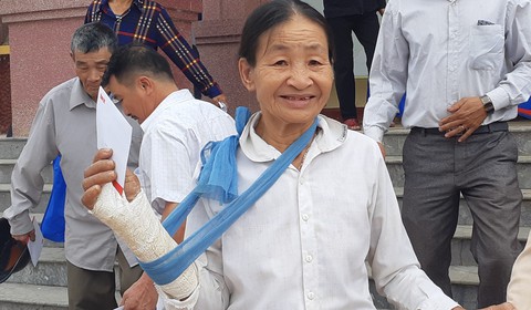 Nhịp cầu Nhân ái đến với dân nghèo Hà Tĩnh - Ảnh 5. Nhịp cầu Nhân ái đến với dân nghèo Hà Tĩnh - Ảnh 5.