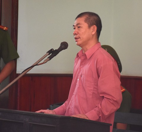 Trả hồ sơ vụ cán bộ thanh tra thuế nhận tiền mà tưởng kẹo - Ảnh 1. Trả hồ sơ vụ cán bộ thanh tra thuế nhận tiền mà tưởng kẹo - Ảnh 1.