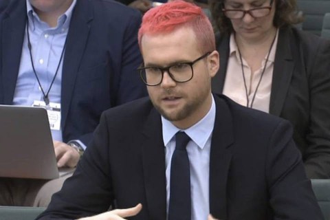 Cựu nhân viên Cambridge Analytica điều trần trước Quốc hội Mỹ - Ảnh 1. Cựu nhân viên Cambridge Analytica điều trần trước Quốc hội Mỹ - Ảnh 1.