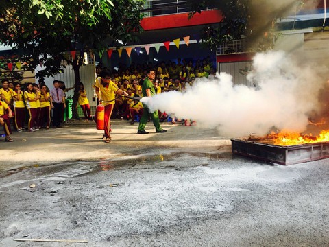 ‘Học mà chơi’ là mục tiêu hàng đầu của trường THCS - THPT Nam Việt - Ảnh 2. ‘Học mà chơi’ là mục tiêu hàng đầu của trường THCS - THPT Nam Việt - Ảnh 2.