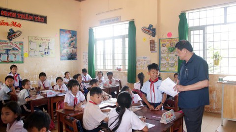 Đắk Nông đề xuất chỉ giữ lại 8 trường VNEN - Ảnh 1. Đắk Nông đề xuất chỉ giữ lại 8 trường VNEN - Ảnh 1.