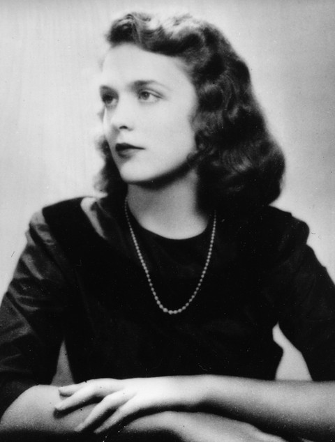 Barbara Bush dành cả đời chăm chút chồng và 5 con - Ảnh 5. Barbara Bush dành cả đời chăm chút chồng và 5 con - Ảnh 5.